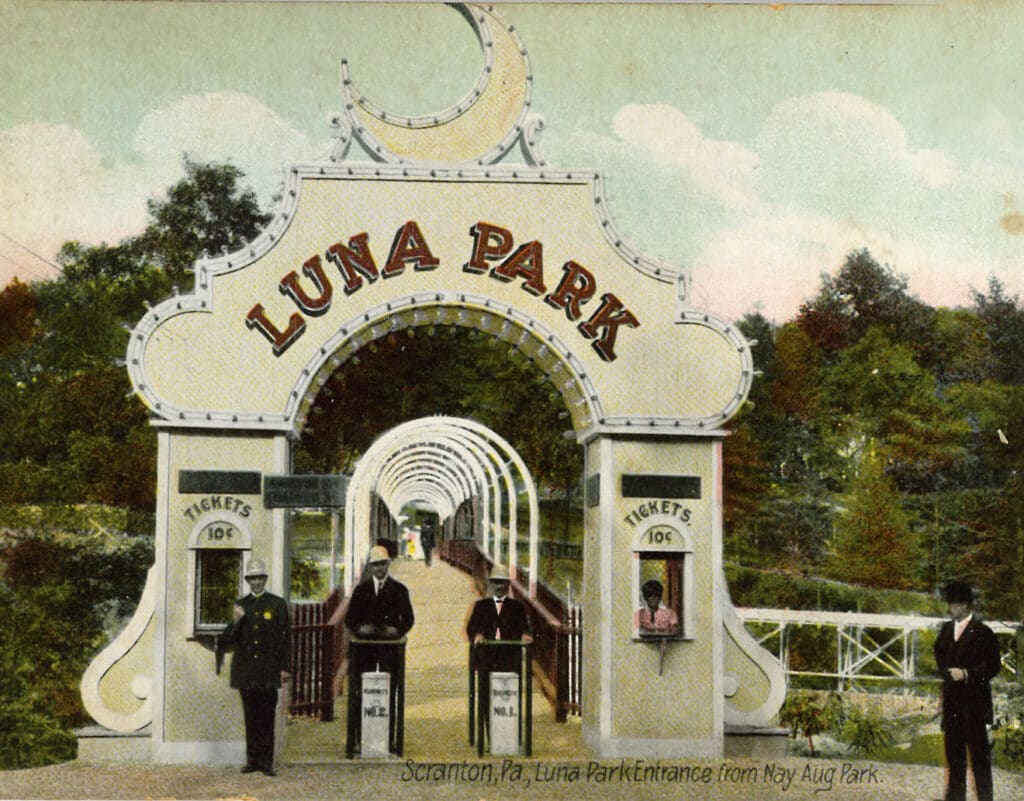 Луна парк 2. Луна-парк (1992). Nay Aug Park Скрантон. Луна парк Винтаж. Луна парки 20 века.